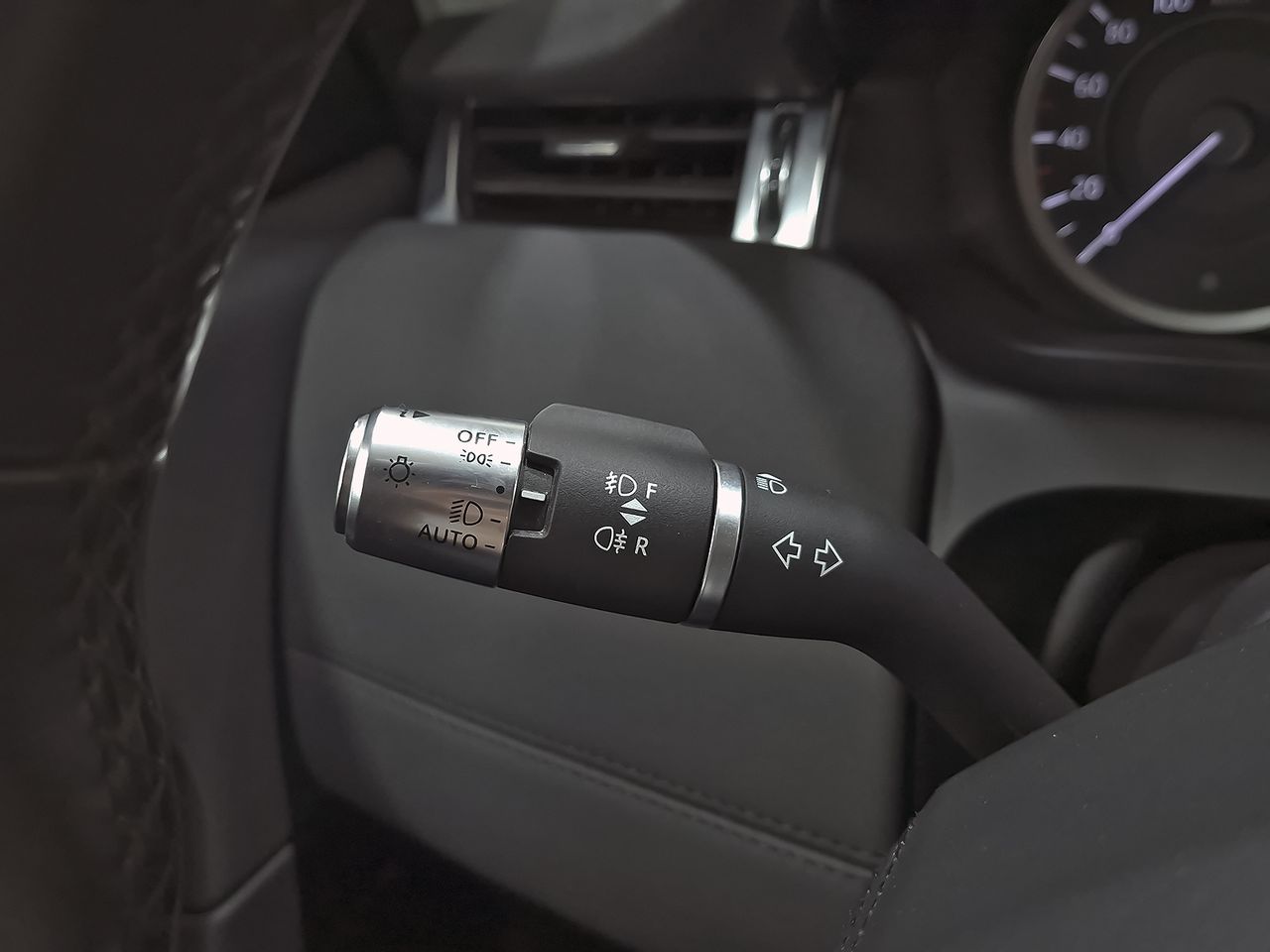 Land-Rover Discovery Sport 2.0D I4-L.Flw 150 PS AWD MHEV Aut - foto 14