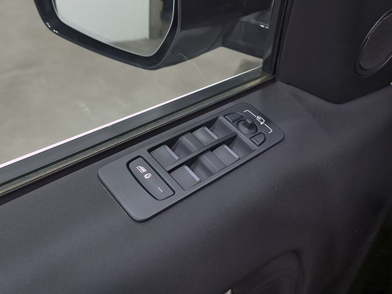 Land-Rover Discovery Sport 2.0D I4-L.Flw 150 PS AWD MHEV Aut - foto 10