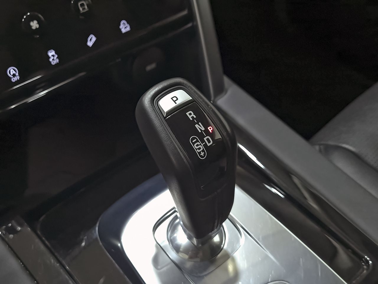 Land-Rover Discovery Sport 2.0D I4-L.Flw 150 PS AWD MHEV Aut - foto 26