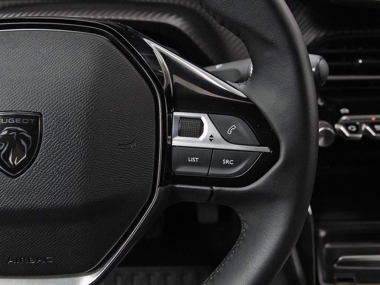 Peugeot 2008 Allure Puretech 100 S&S 6 Vel. MAN - foto 20