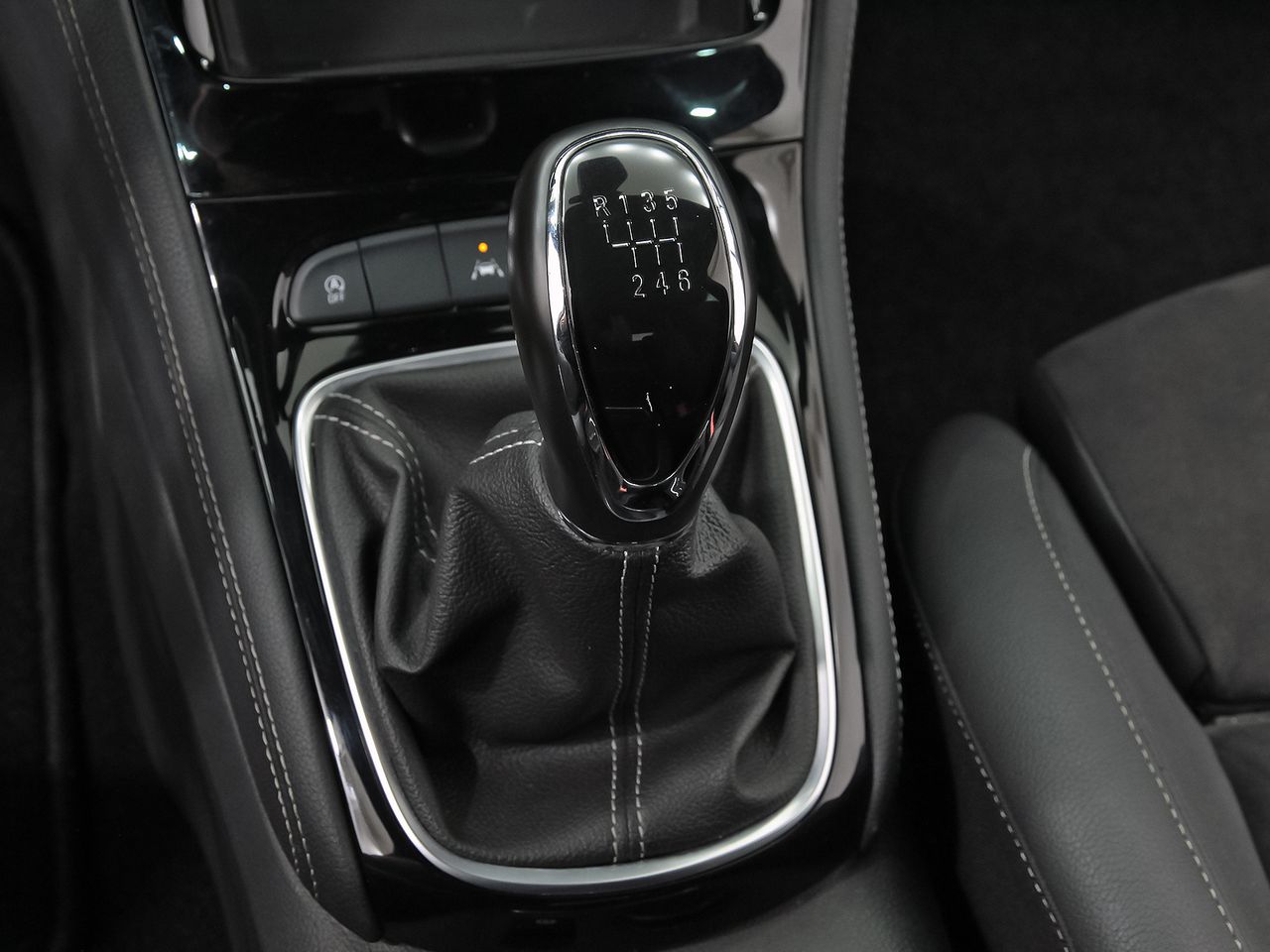 Opel Astra 1.2T SHR 107kW (145CV) Ultimate - foto 31