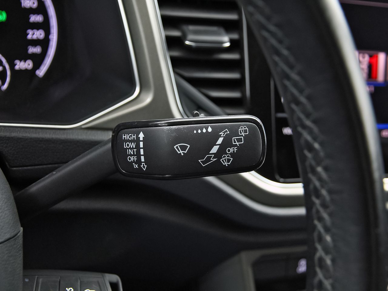 Volkswagen T-Roc Advance R-Line 2.0 TDI 110kW (150CV) DSG - foto 14