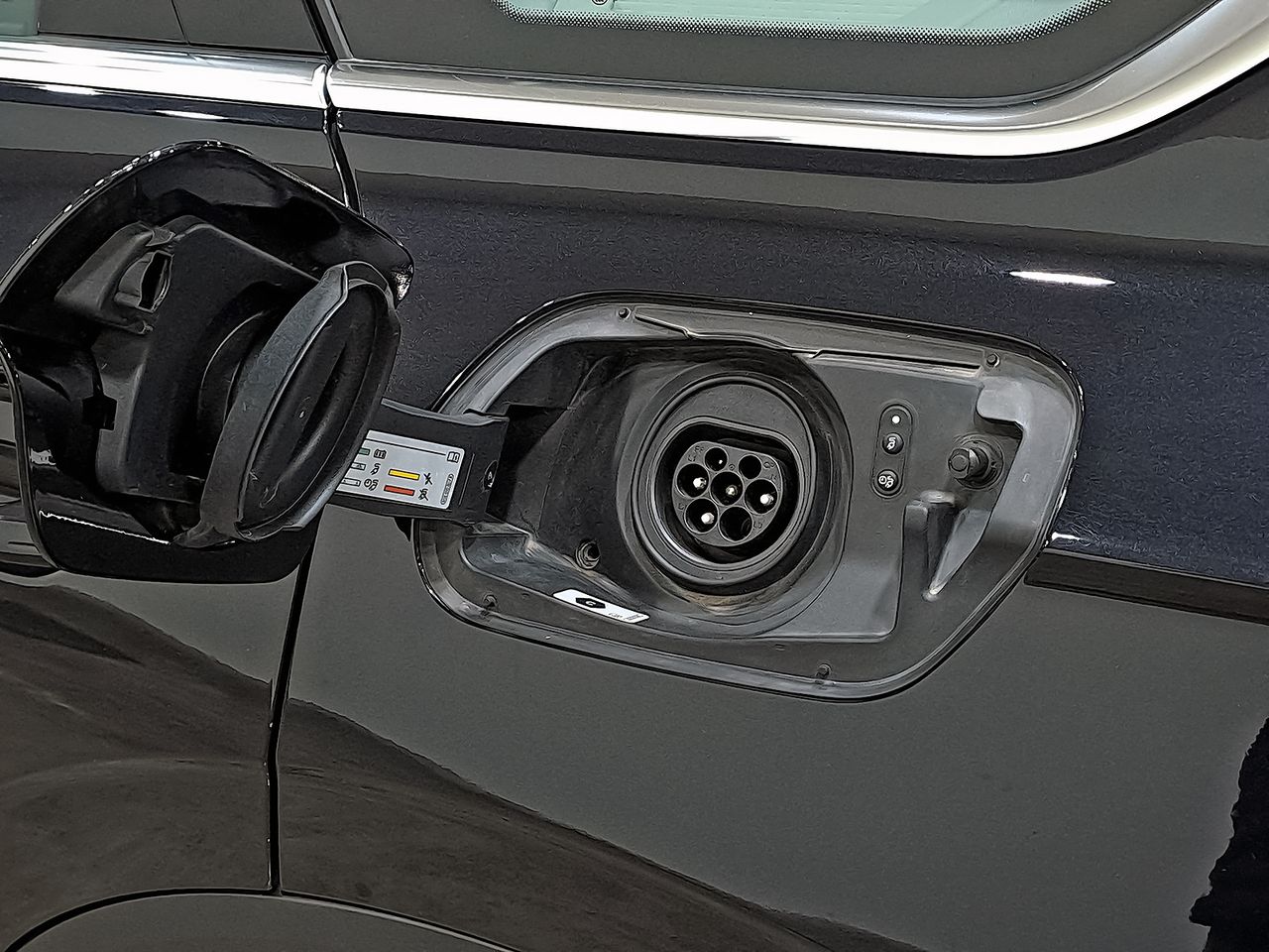 Volkswagen Touareg eHybrid Eleg 3.0 V6 TSI 280kW Tip 4M - foto 21