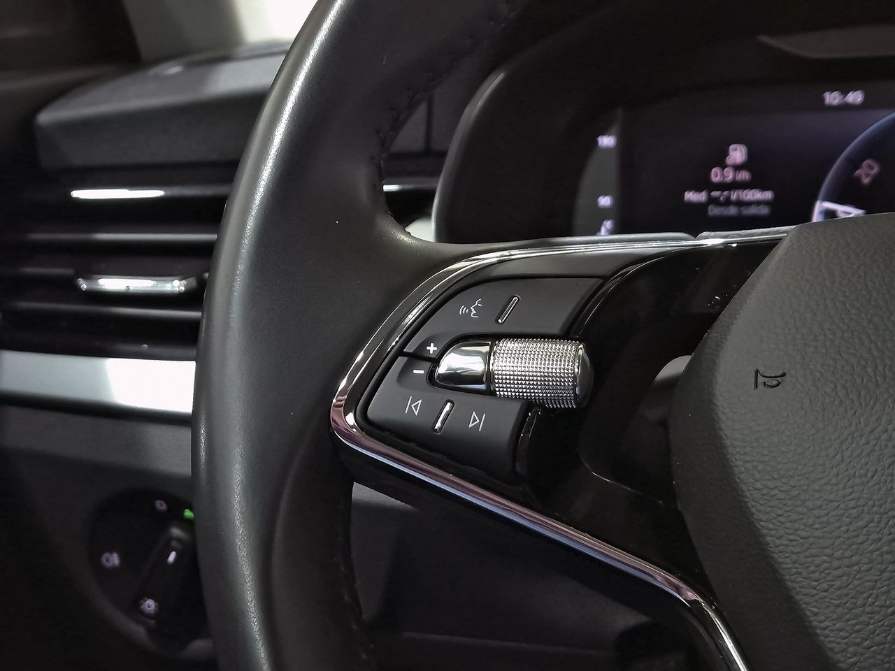 Skoda Kamiq 1.0 TSI 81kW (110CV) Ambition - foto 14