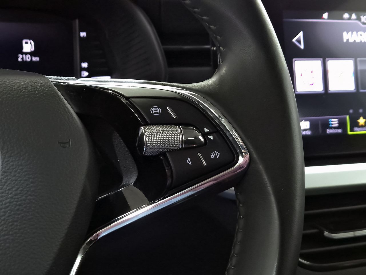 Skoda Kamiq 1.0 TSI 81kW (110CV) Ambition - foto 15