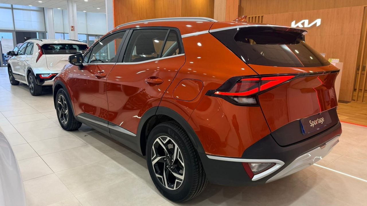 Kia Sportage 1.6 T-GDi 110kW (150CV) Concept 4x2 - foto 12