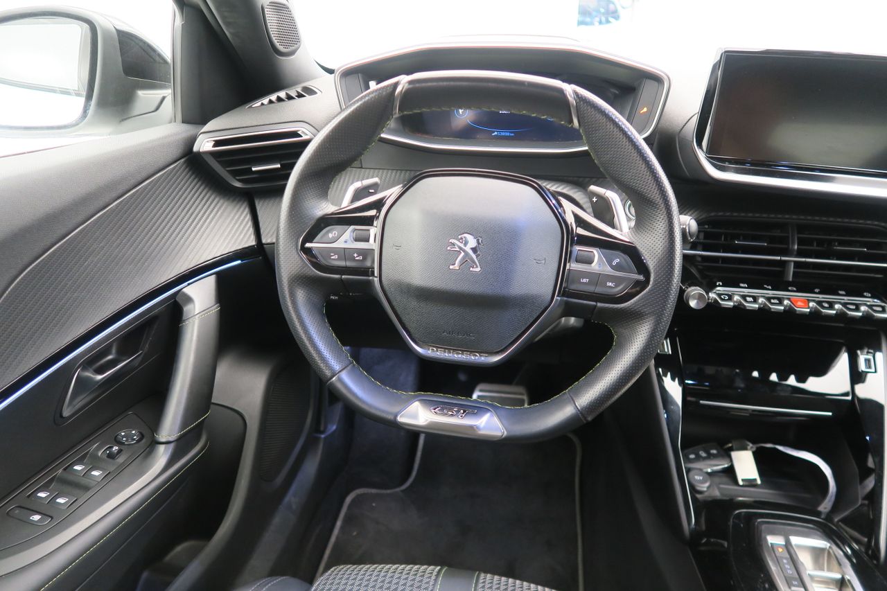 Peugeot 2008 GT Puretech 130 S&S EAT8 - foto 9
