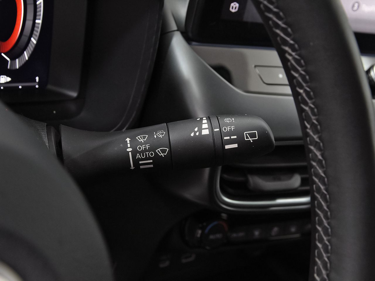 Nissan Juke 1.6 Hybrid 105kW (145CV) N-Connecta - foto 16