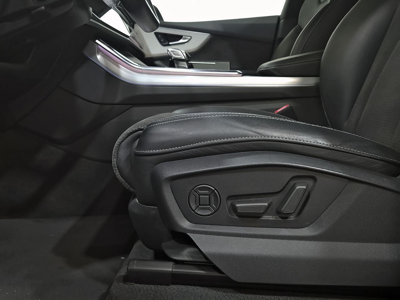 Audi Q8 45 TDI 170kW Black L quattro tiptronic - foto 28