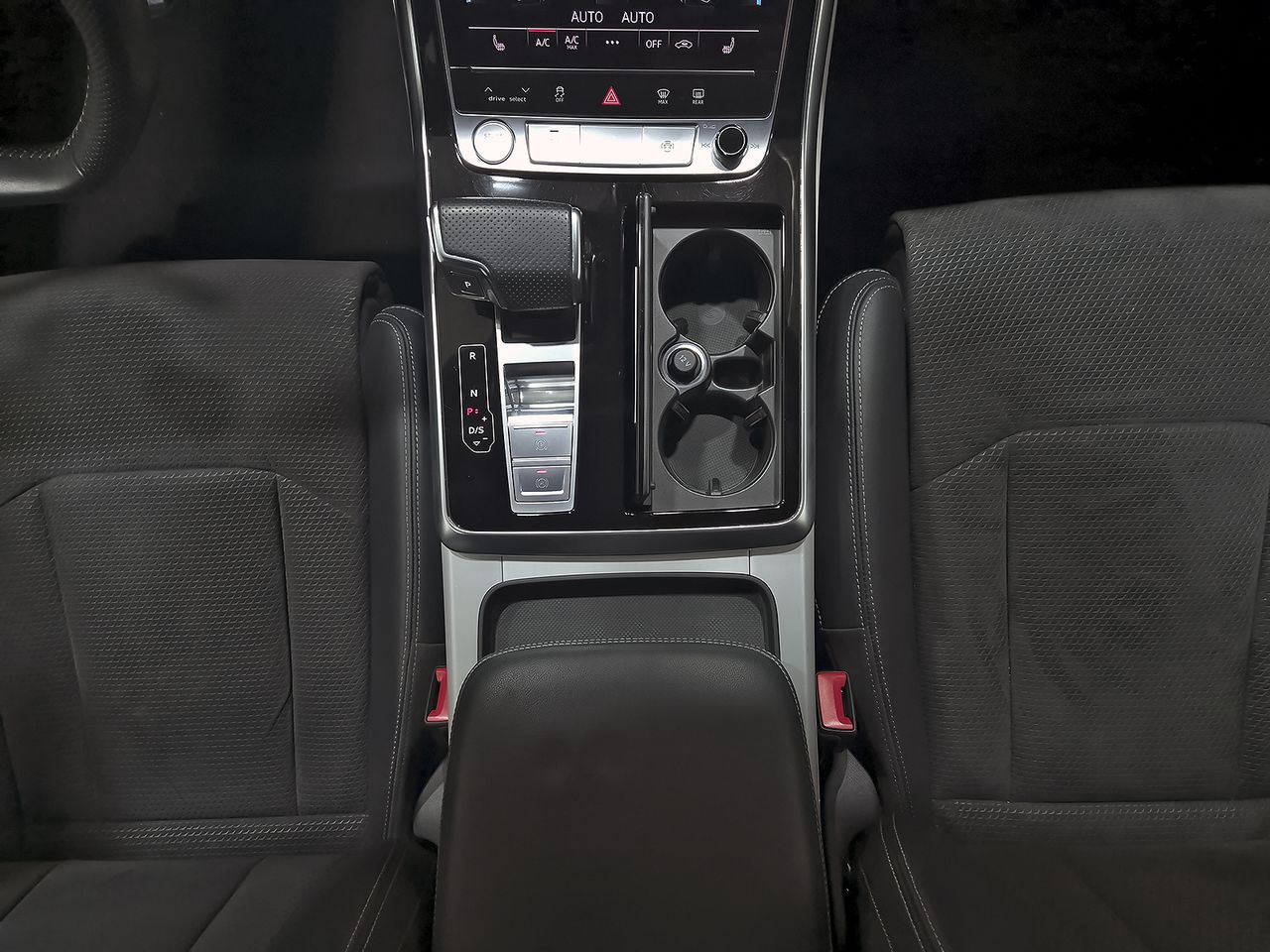 Audi Q8 45 TDI 170kW Black L quattro tiptronic - foto 29