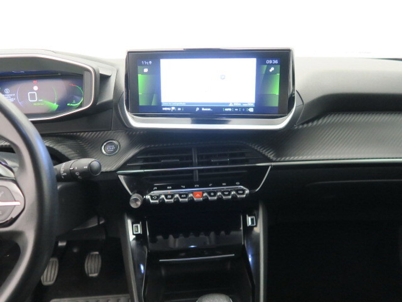 Peugeot 2008 Allure Pack Puretech 100 S&S 6 Vel. MAN - foto 10