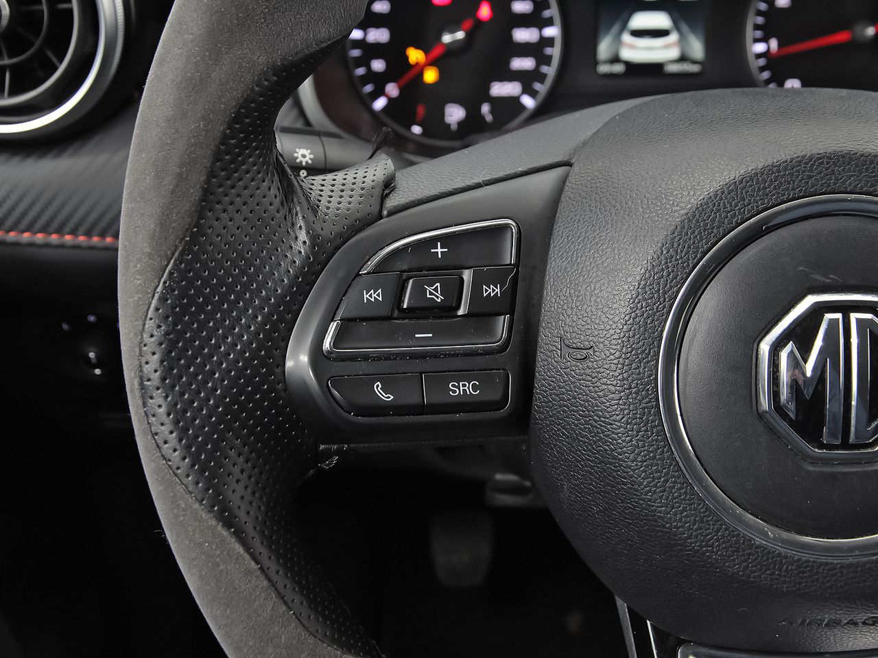 MG ZS 1.5 Luxury - foto 20