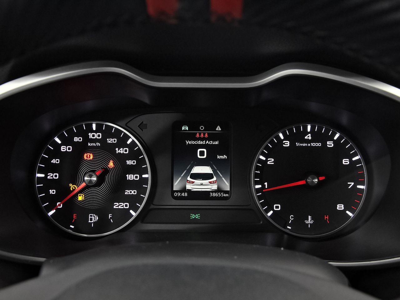 MG ZS 1.5 Luxury - foto 16