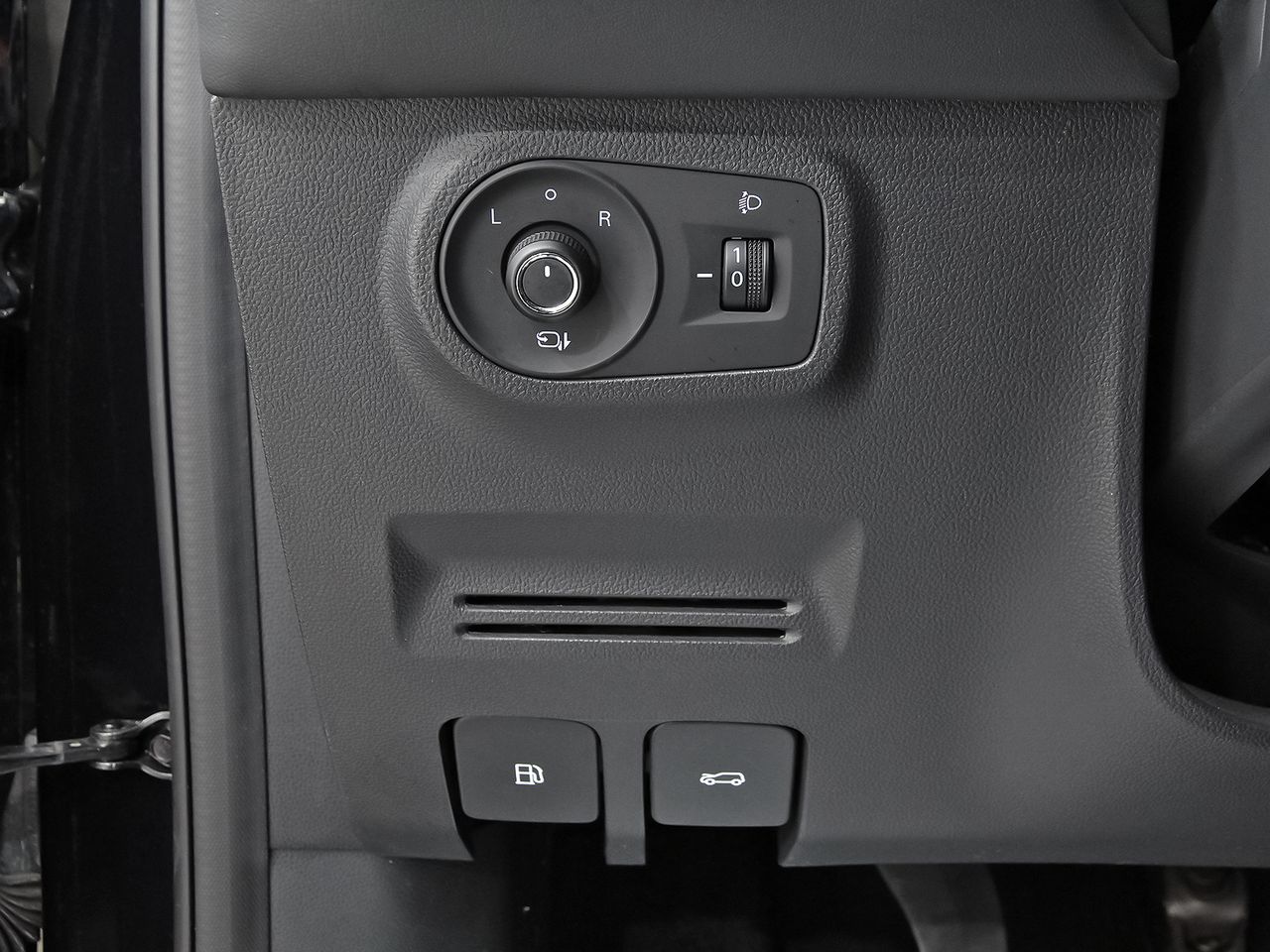 MG ZS 1.5 Luxury - foto 15