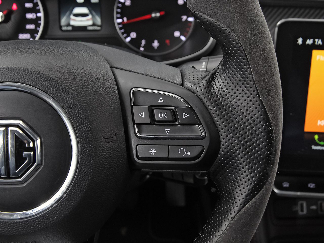 MG ZS 1.5 Luxury - foto 21