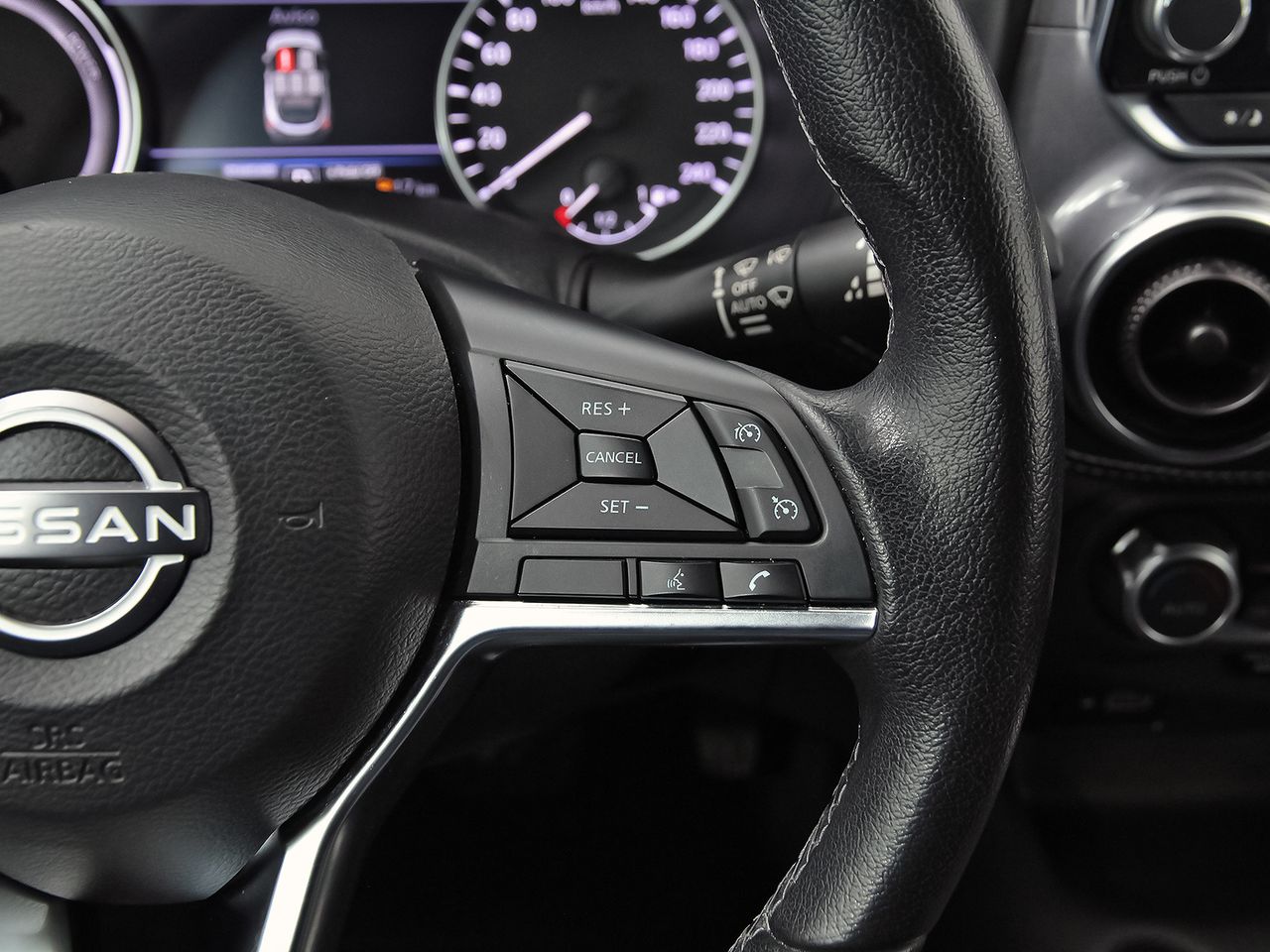 Nissan Juke 1.6 Hybrid 105kW (145CV) N-Connecta - foto 18