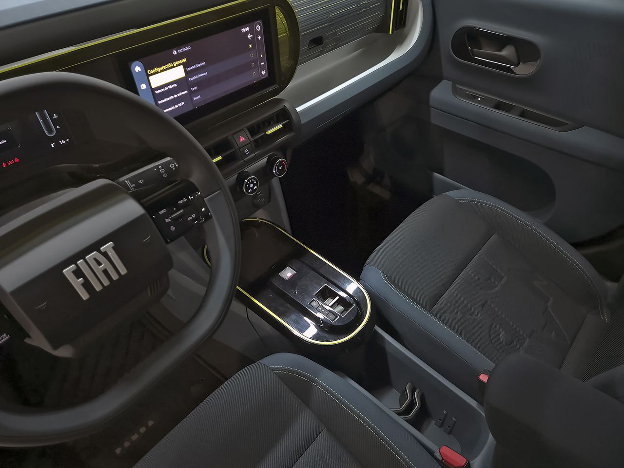Fiat Grande Panda Icon MHEV 74kW (100cv) - foto 24