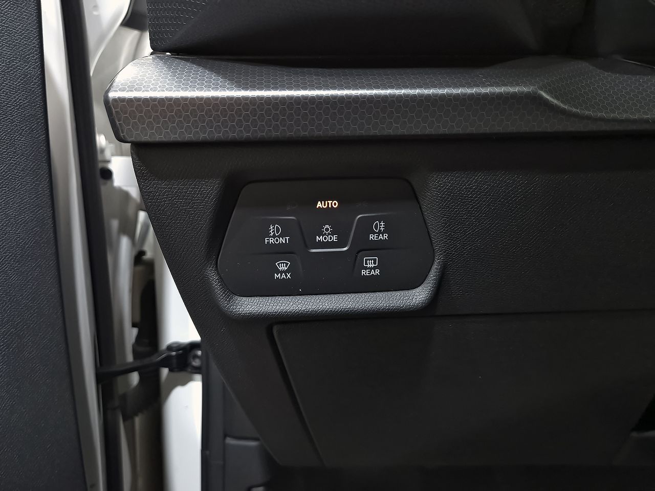 Seat Leon 2.0 TDI 85kW S&S Style Go - foto 12