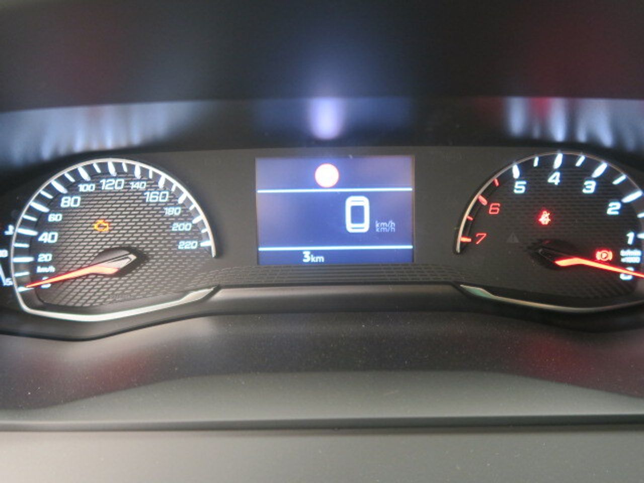 Peugeot 2008 Allure Puretech 130 S&S 6 Vel. MAN - foto 10