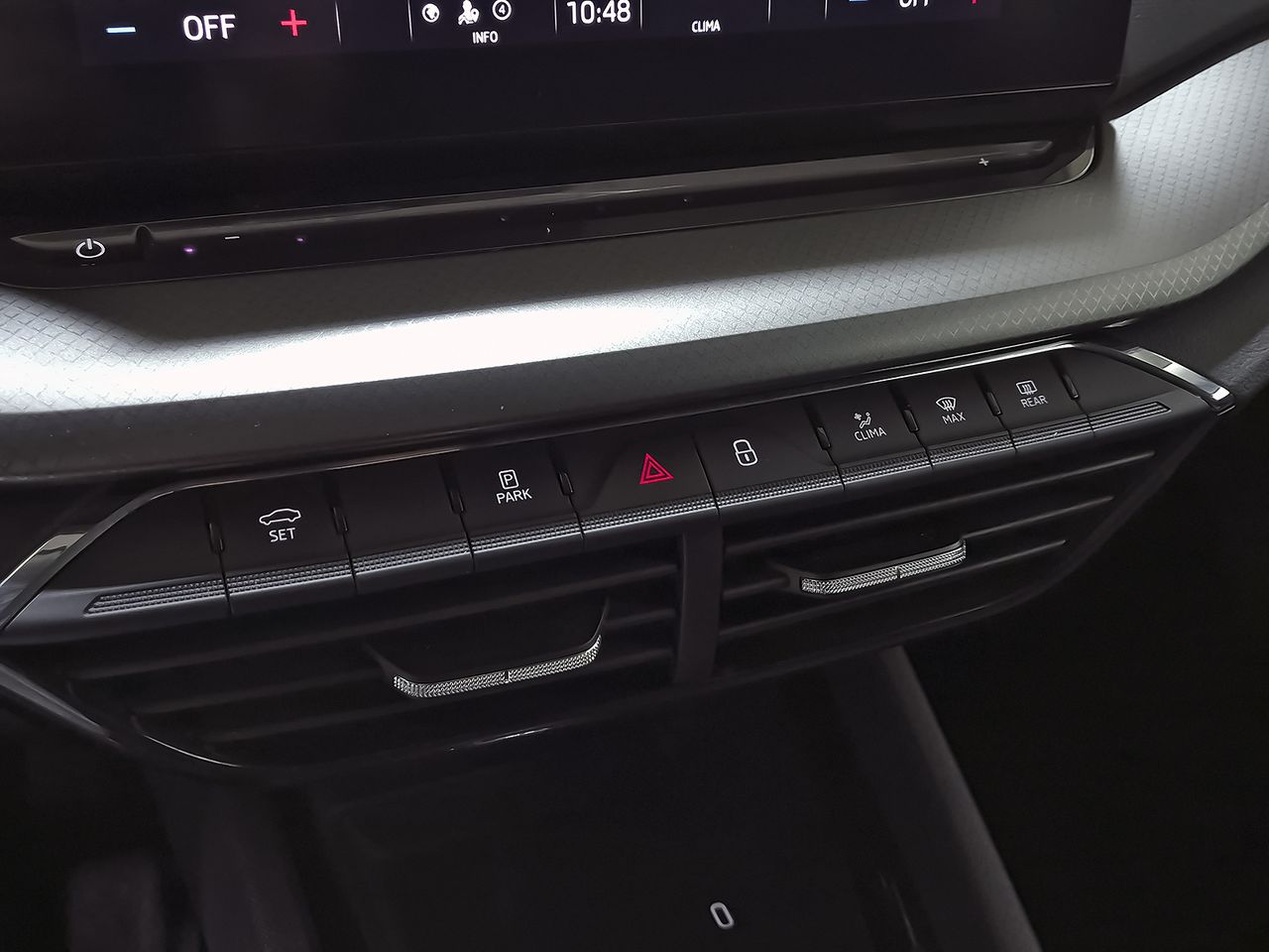 Skoda Octavia Combi 2.0 TDI 110kW DSG Ambition Plus - foto 25