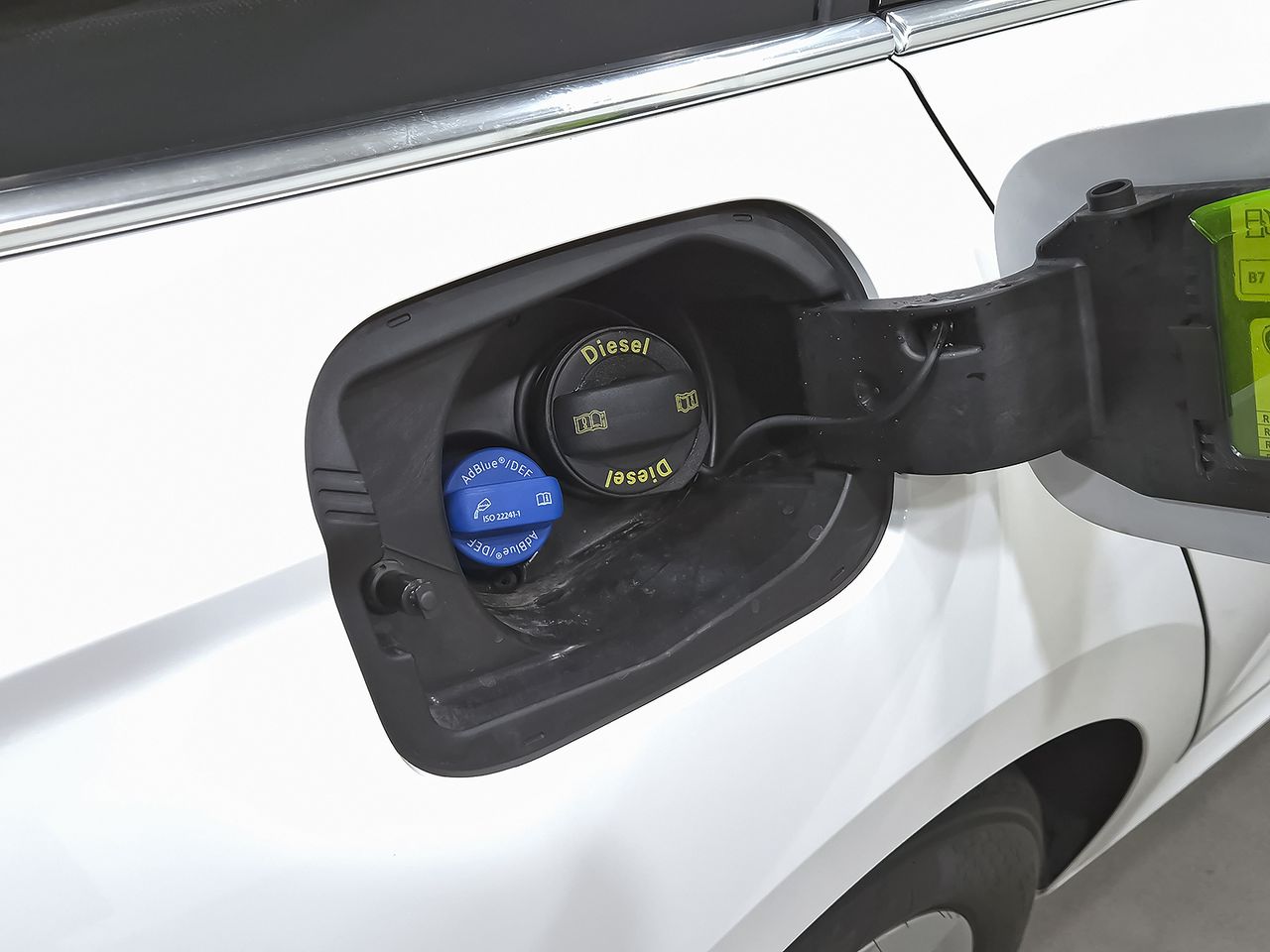 Skoda Octavia Combi 2.0 TDI 110kW DSG Ambition Plus - foto 34