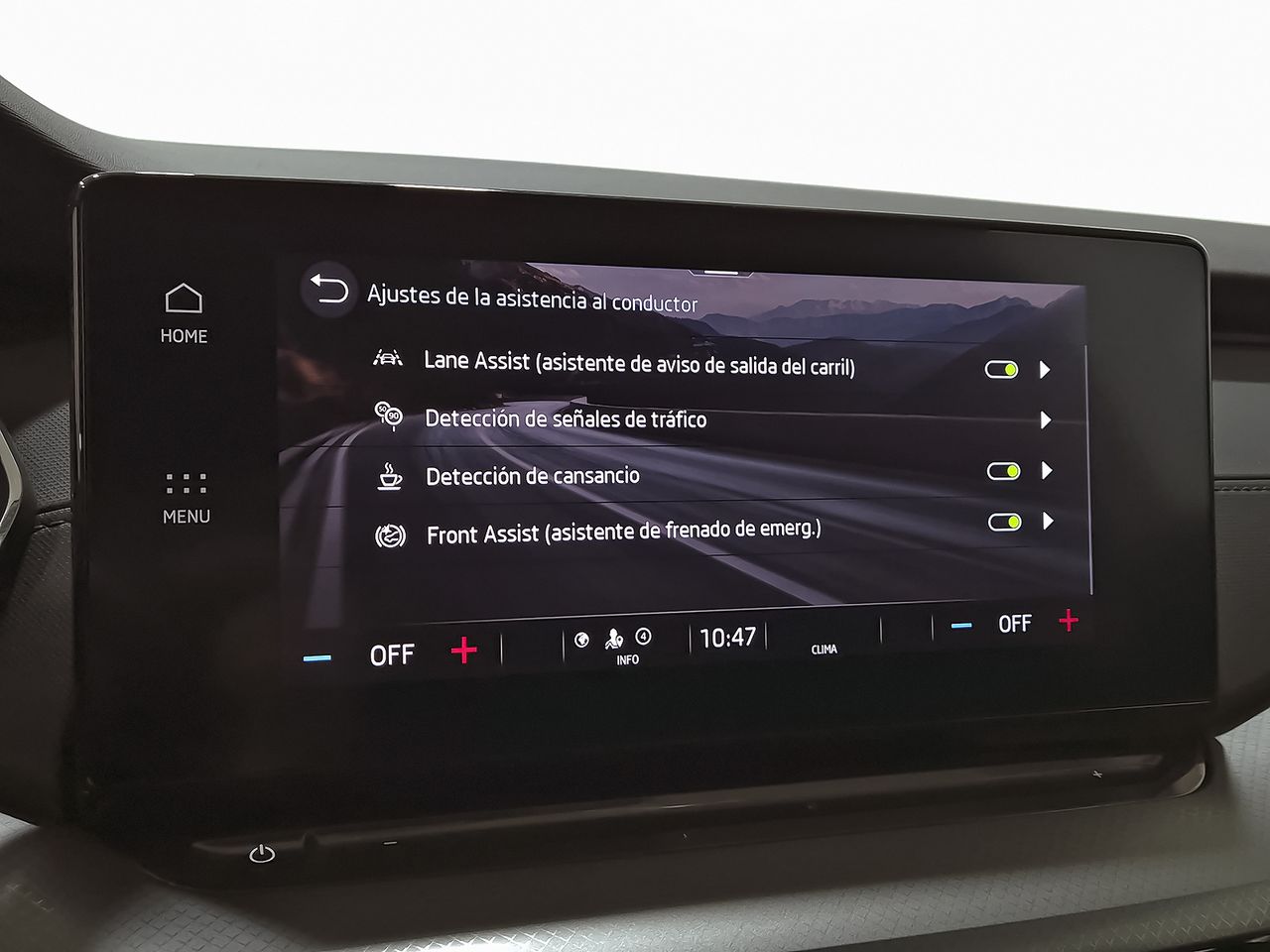 Skoda Octavia Combi 2.0 TDI 110kW DSG Ambition Plus - foto 22