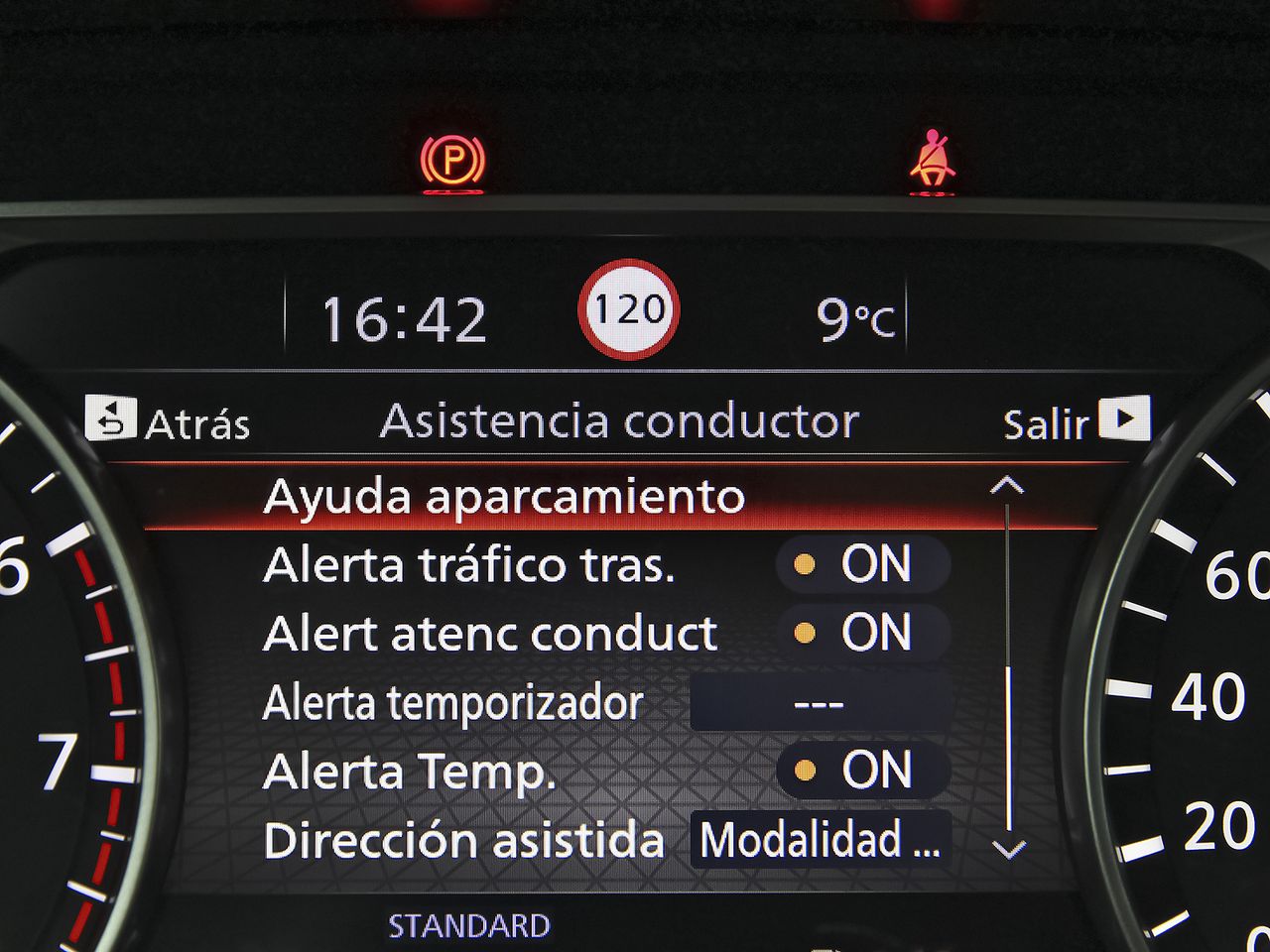 Nissan Qashqai DIG-T 103kW (140CV) mHEV 4x2 Acenta - foto 26