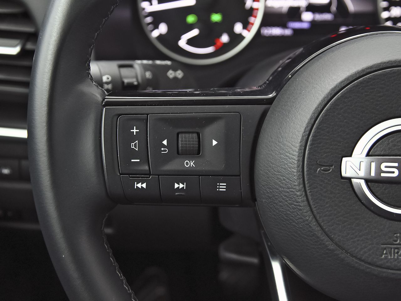 Nissan Qashqai DIG-T 103kW (140CV) mHEV 4x2 Acenta - foto 18