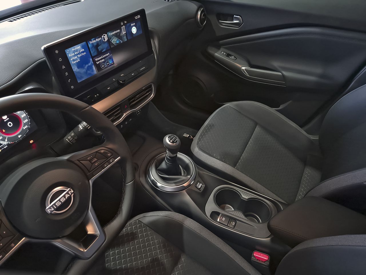 Nissan Juke DIG-T 84 kW (114 CV) 6M/T N-Connecta - foto 27