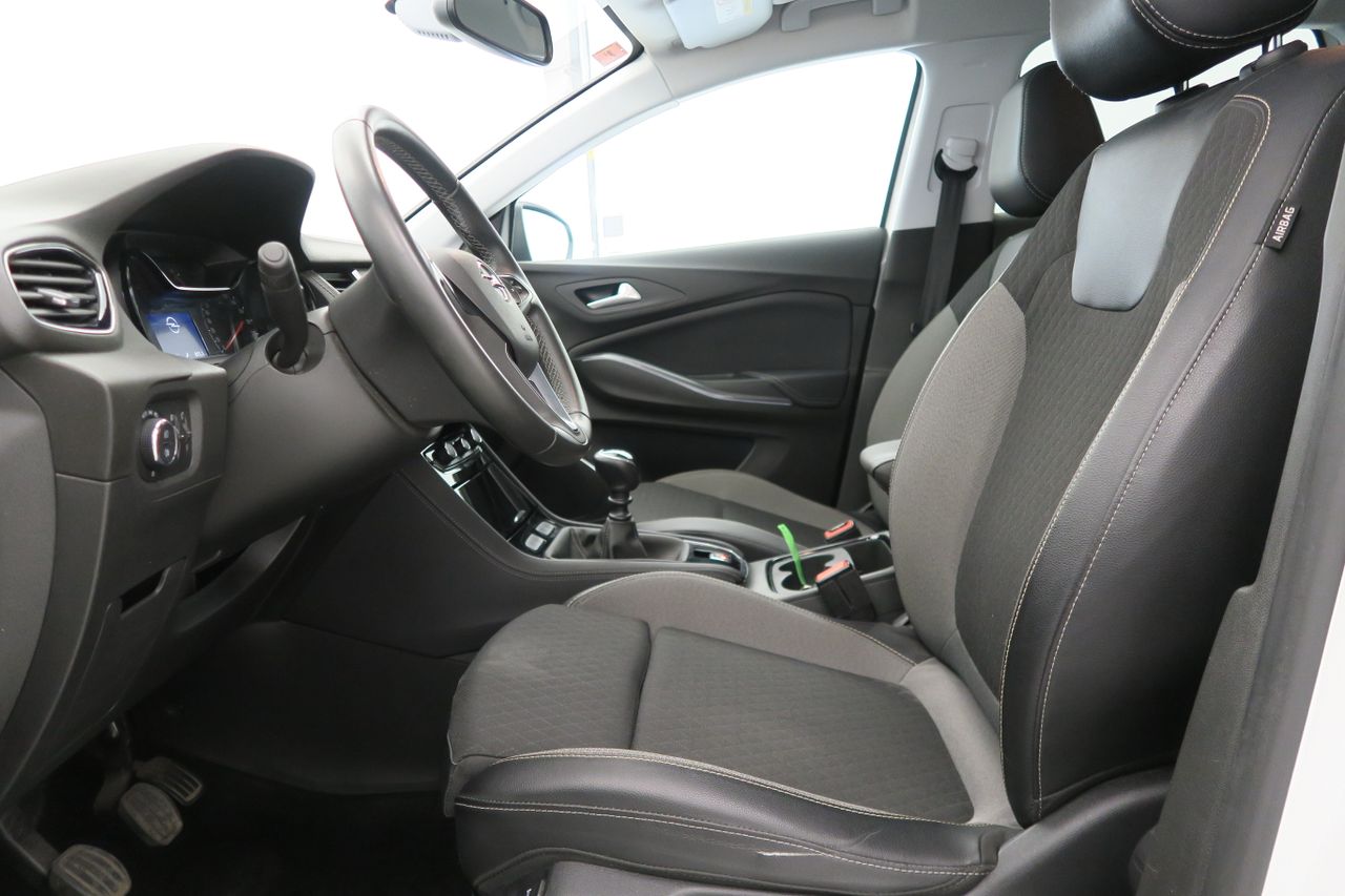 Opel Grandland X 1.2 Turbo Design Line - foto 17