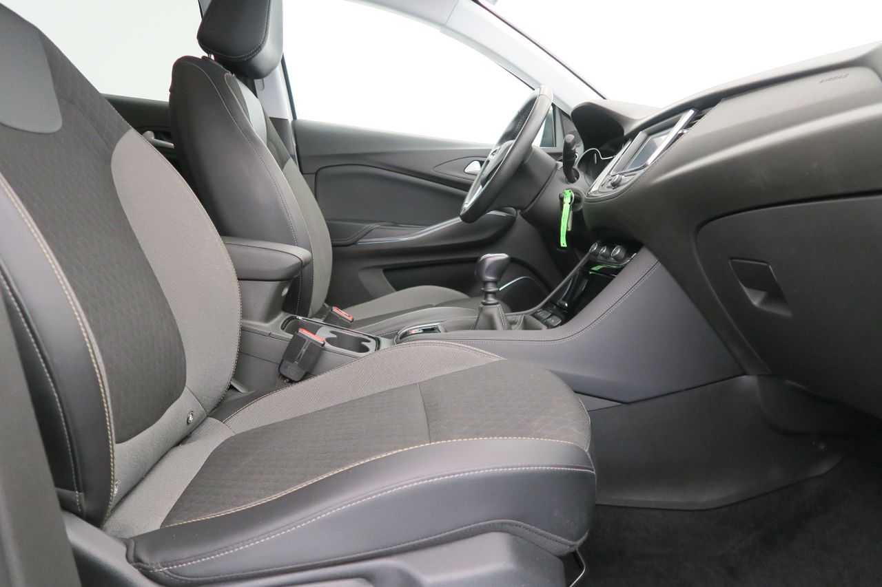 Opel Grandland X 1.2 Turbo Design Line - foto 16