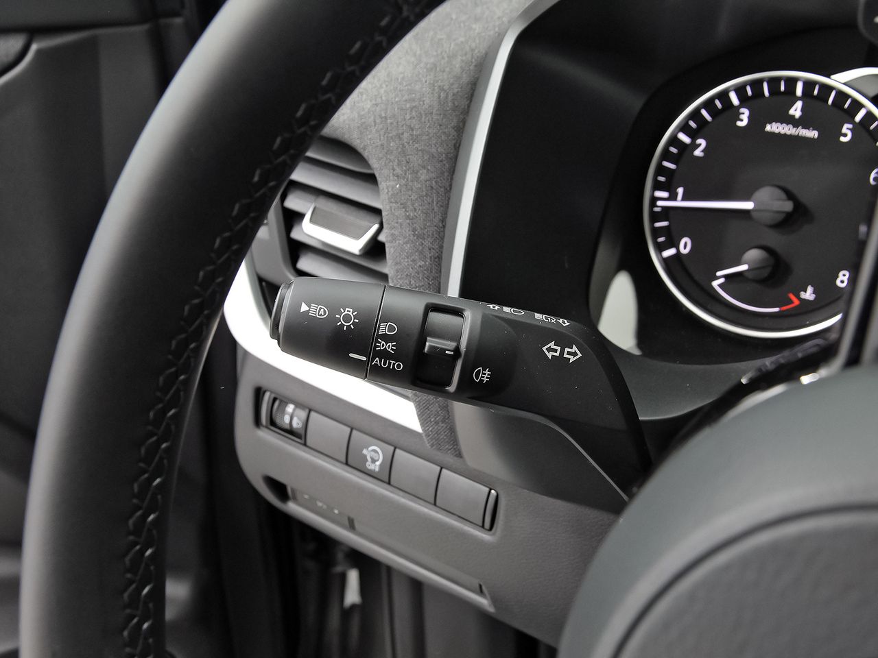 Nissan Qashqai DIG-T 116kW (158CV) mHEV CVT Acenta - foto 15