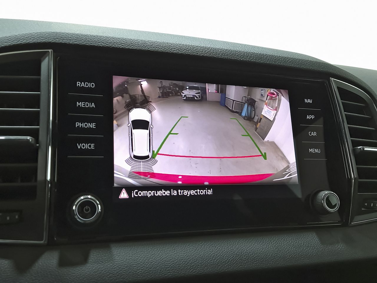 Skoda Karoq 1.5 TSI 110kW (150CV) DSG ACT Sportline - foto 24