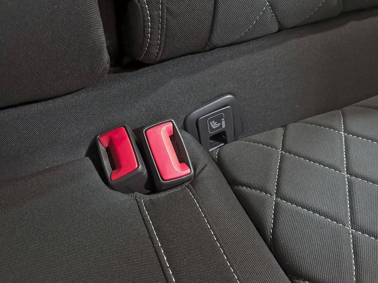 Skoda Karoq 1.5 TSI 110kW (150CV) DSG ACT Sportline - foto 31