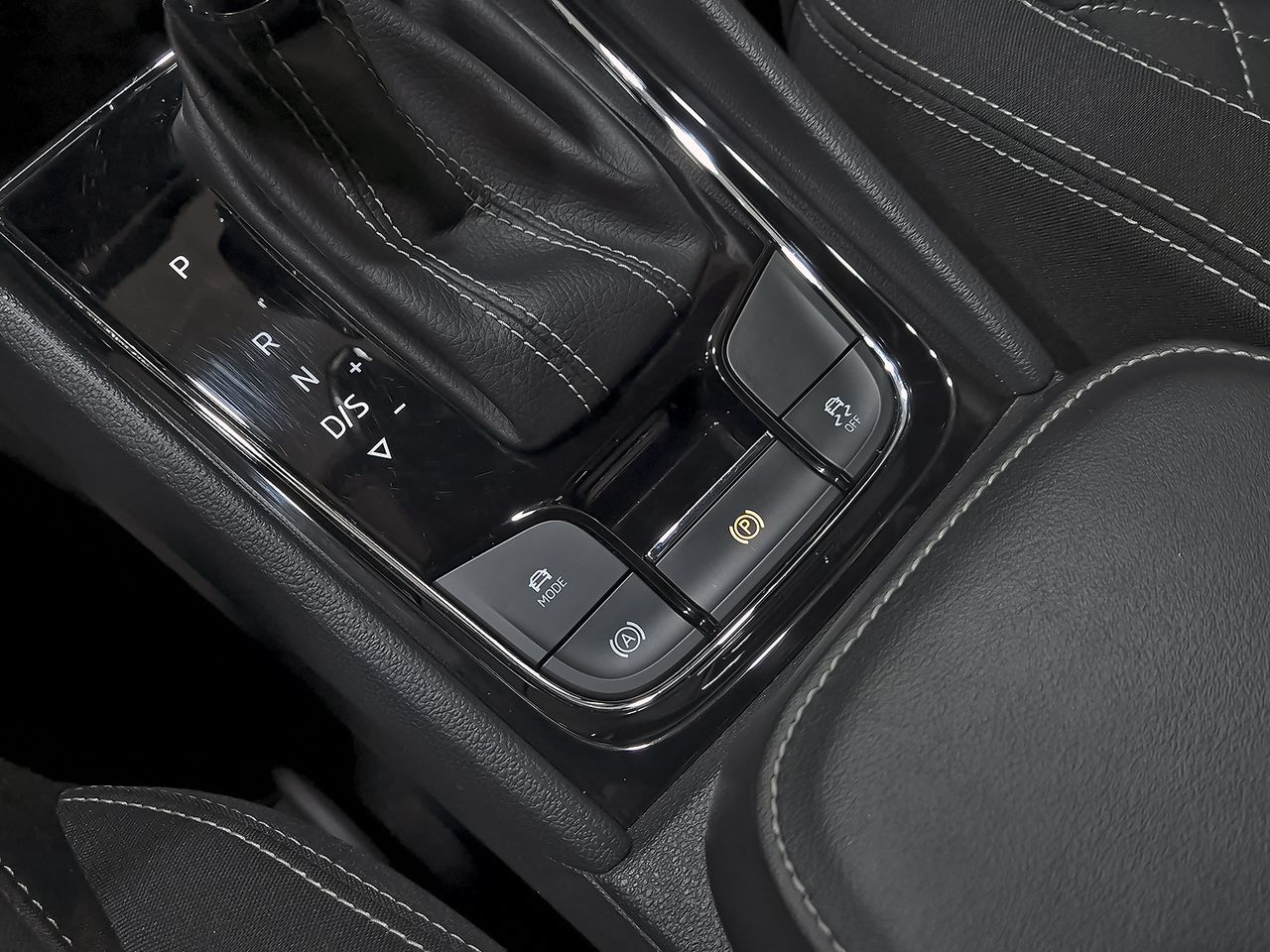 Skoda Karoq 1.5 TSI 110kW (150CV) DSG ACT Sportline - foto 27