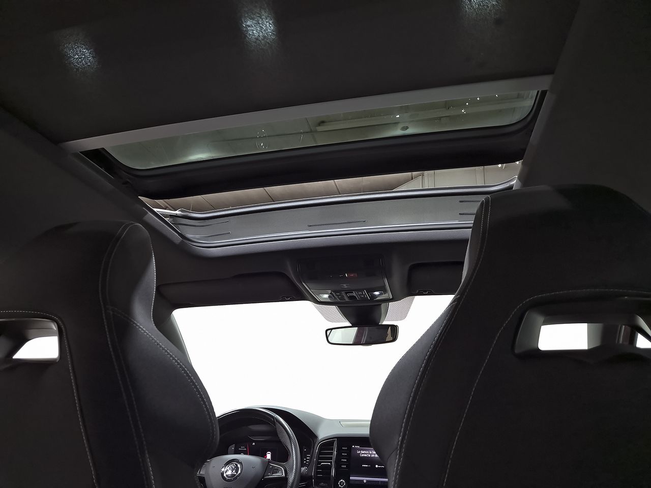 Skoda Karoq 1.5 TSI 110kW (150CV) DSG ACT Sportline - foto 32