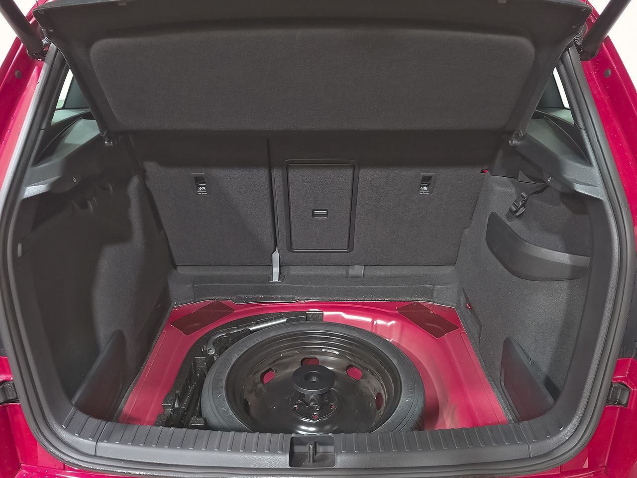 Skoda Karoq 1.5 TSI 110kW (150CV) DSG ACT Sportline - foto 36