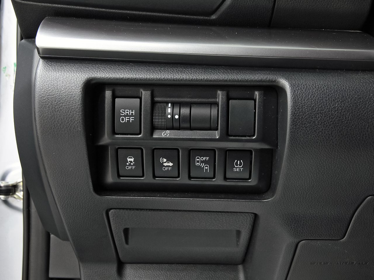 Subaru XV 2.0i Hybrid CVT Executive Plus - foto 15