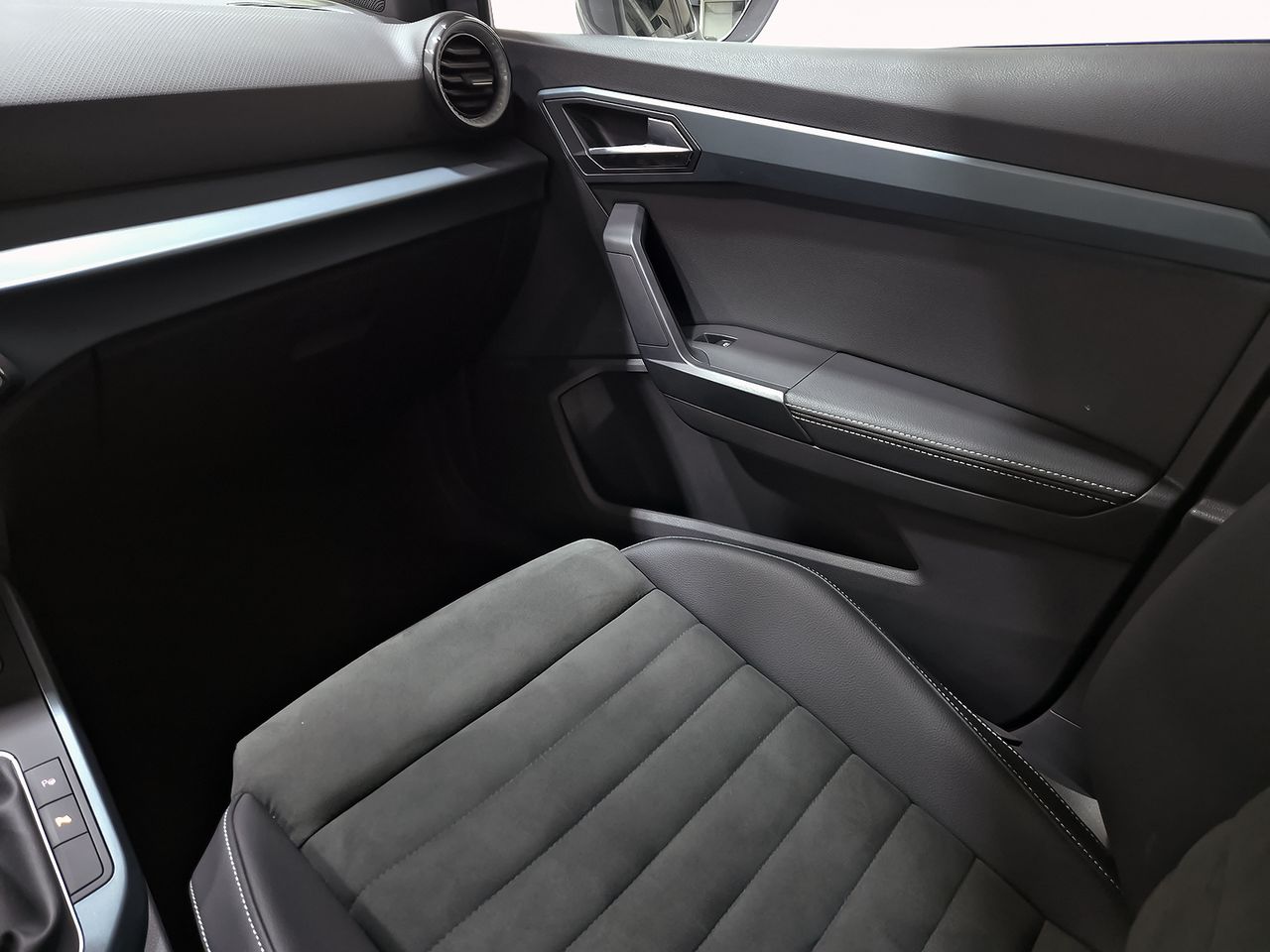 Seat Arona 1.0 TSI 85kW (115CV) Xperience - foto 30