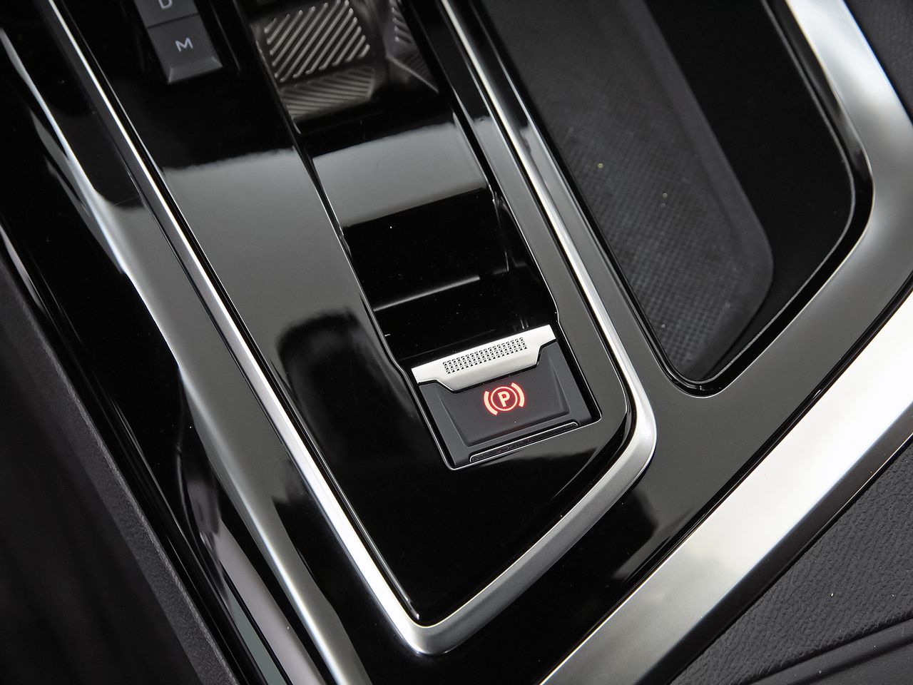 Peugeot 5008 1.5 BlueHDi 96kW S&S Allure Pack EAT8 - foto 33