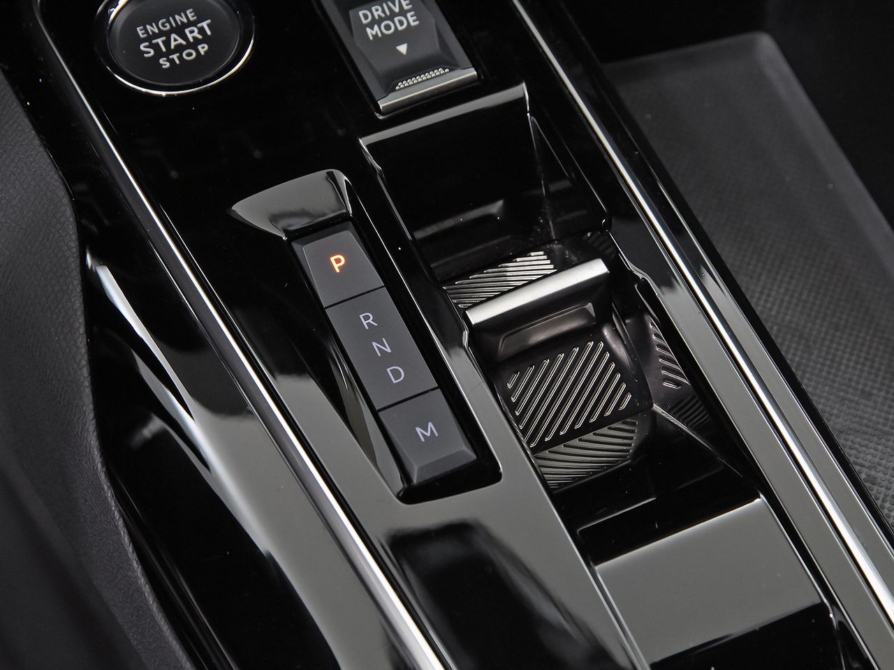 Peugeot 5008 1.5 BlueHDi 96kW S&S Allure Pack EAT8 - foto 34