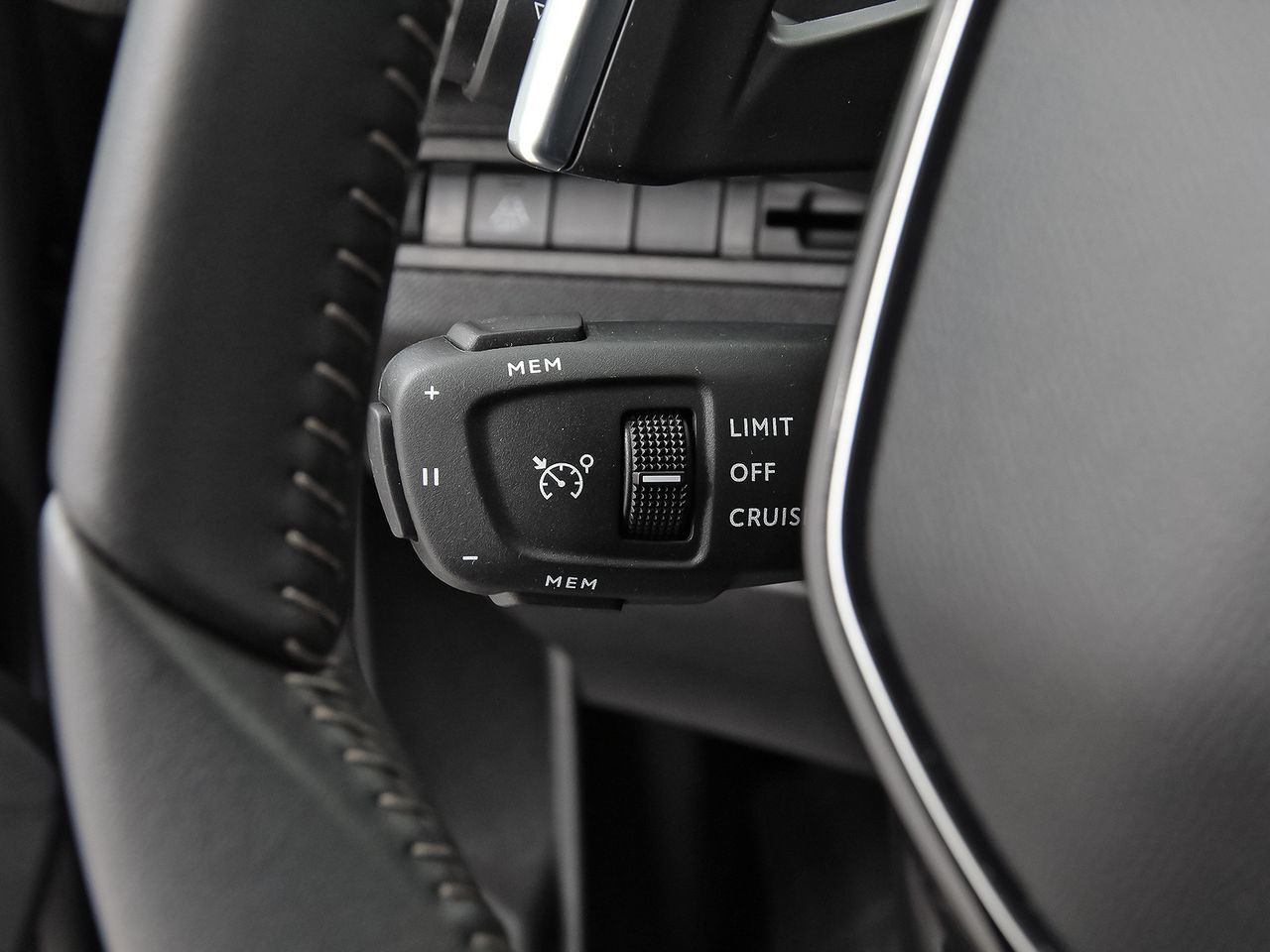 Peugeot 5008 1.5 BlueHDi 96kW S&S Allure Pack EAT8 - foto 18