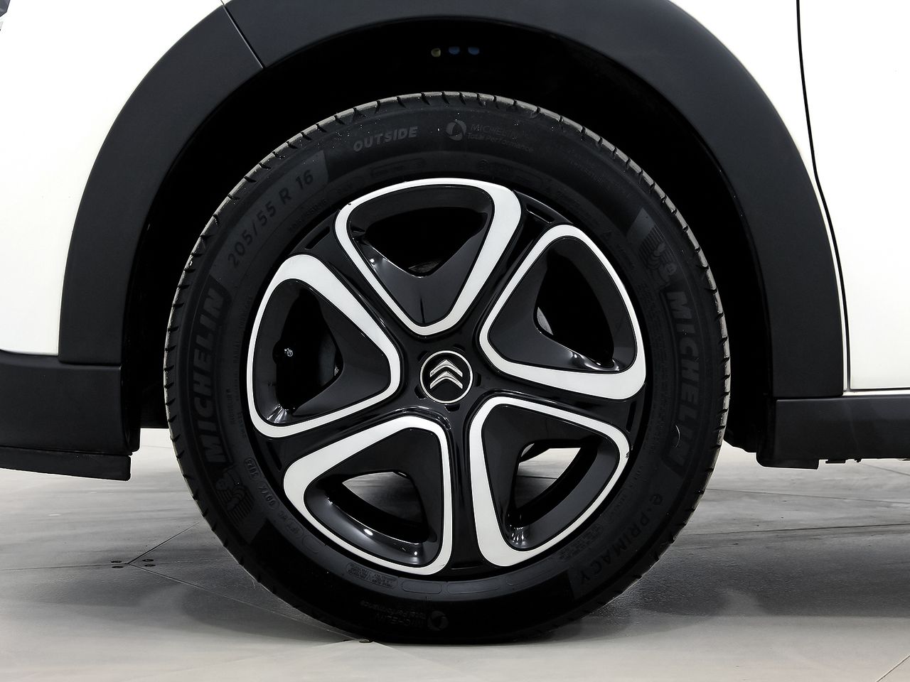 Citroën C3 BlueHDi 75KW (100CV) Plus - foto 11