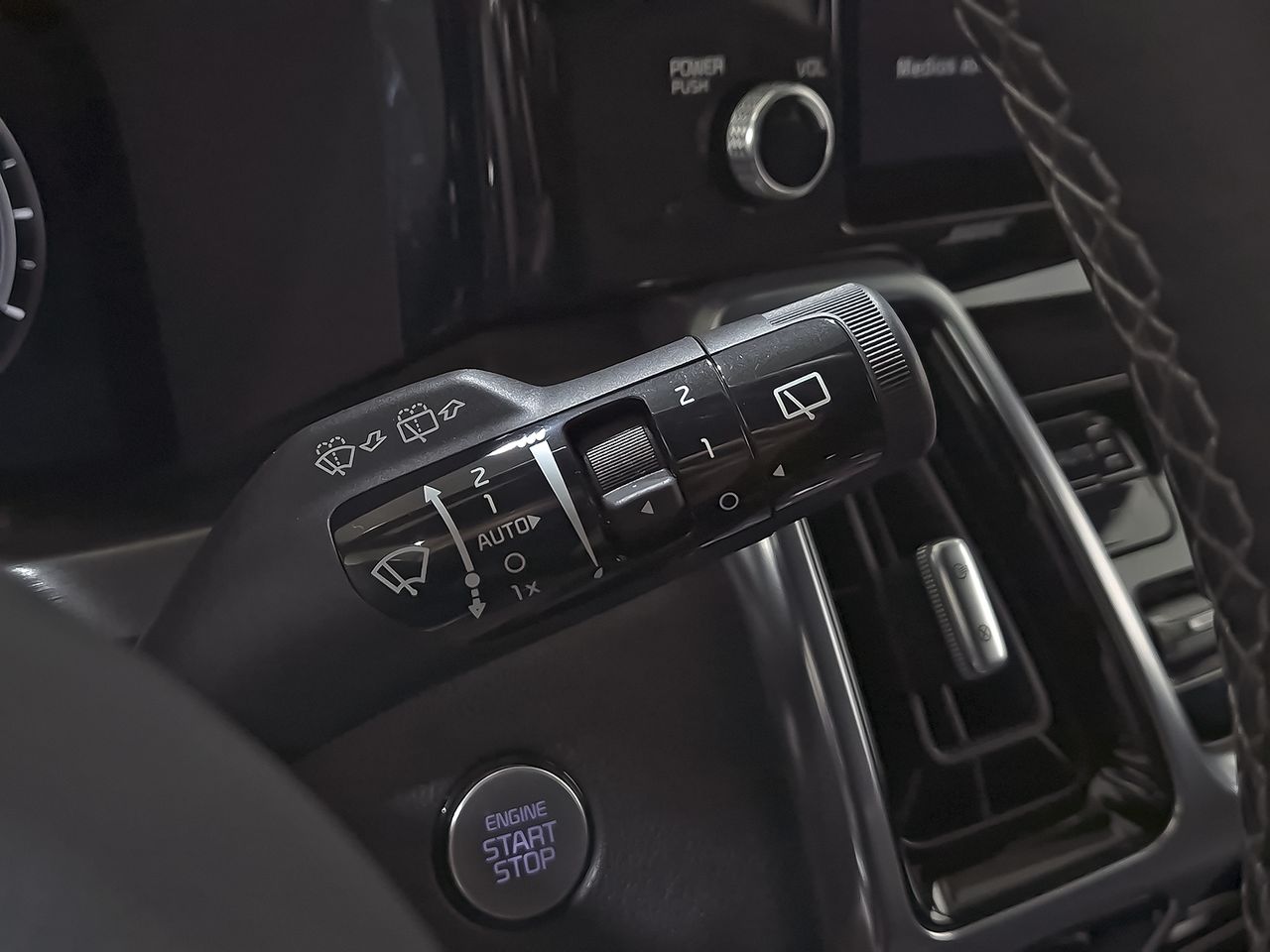 Kia Sorento 1.6 T-GDi HEV Black Edition 4x4 7pl - foto 19