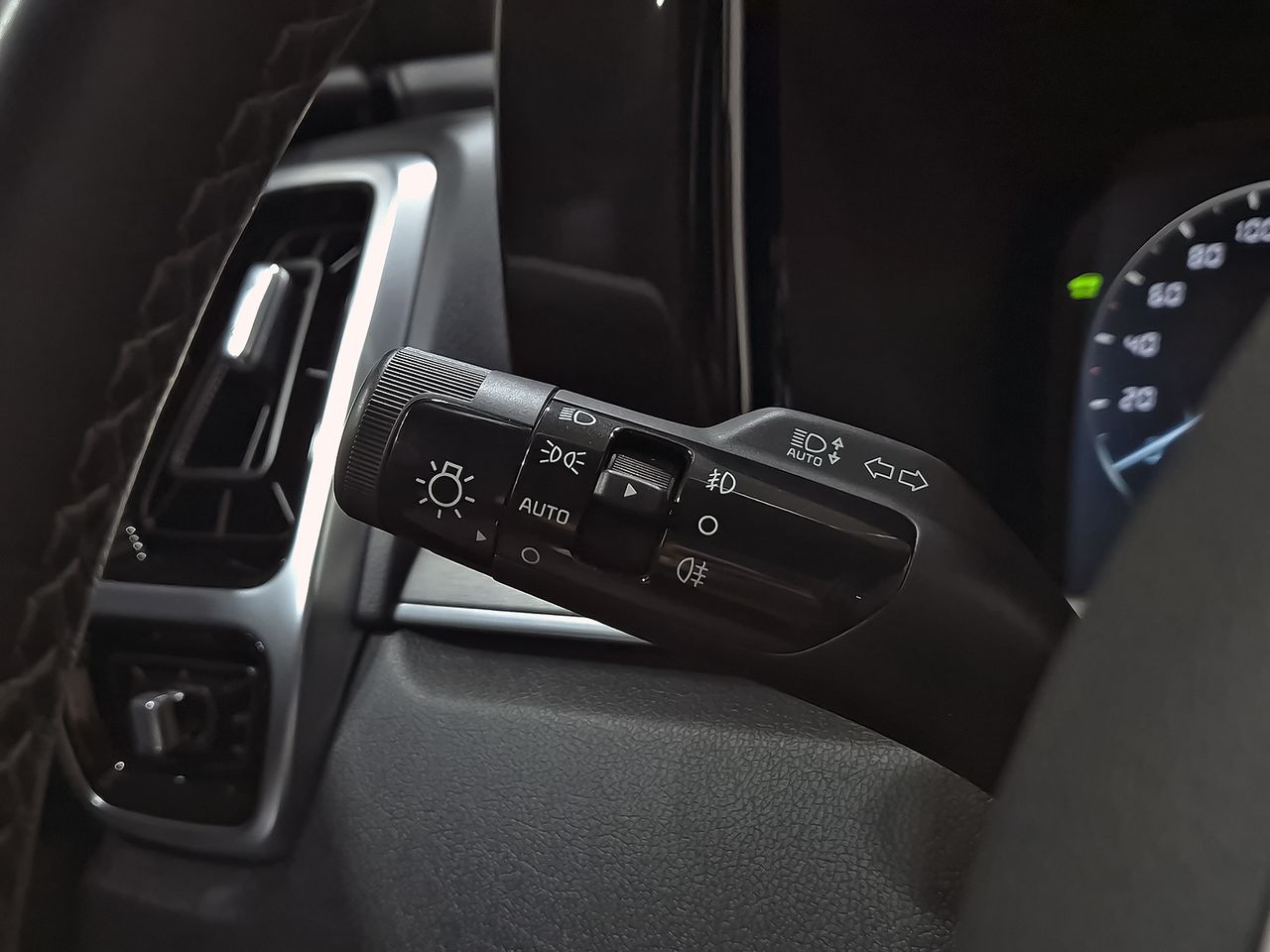 Kia Sorento 1.6 T-GDi HEV Black Edition 4x4 7pl - foto 18