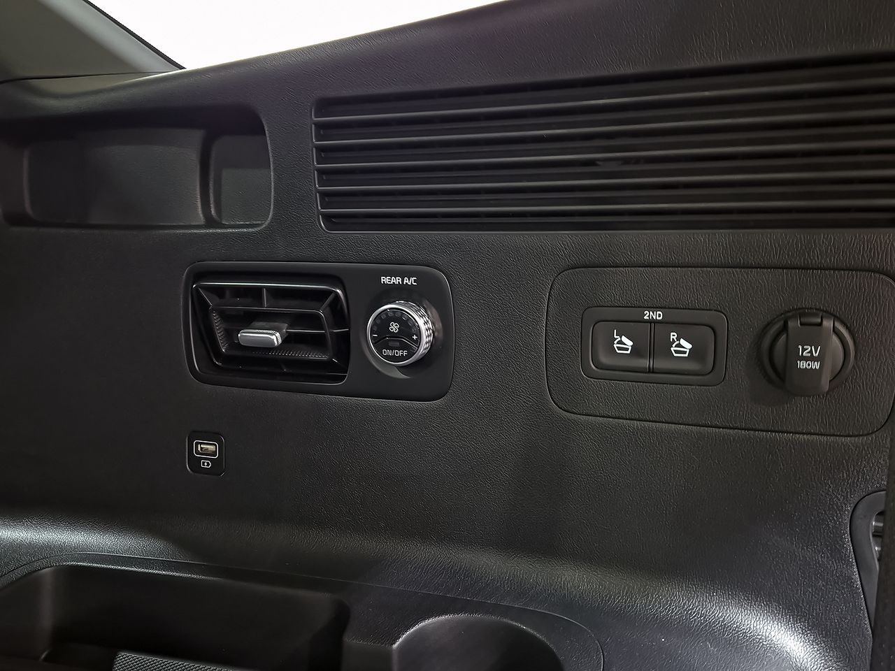 Kia Sorento 1.6 T-GDi HEV Black Edition 4x4 7pl - foto 57