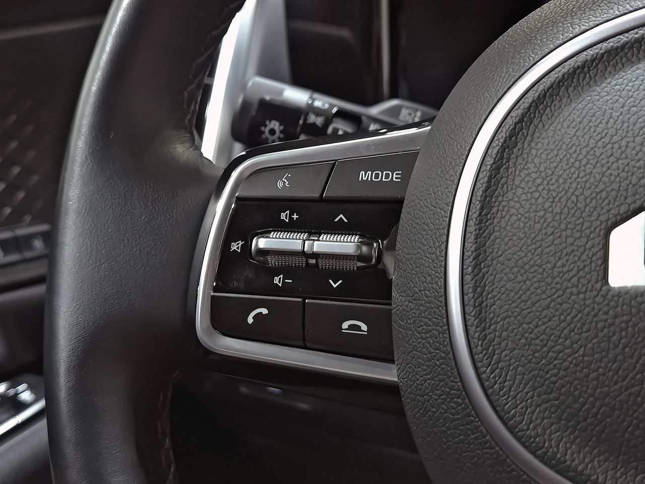 Kia Sorento 1.6 T-GDi HEV Black Edition 4x4 7pl - foto 20