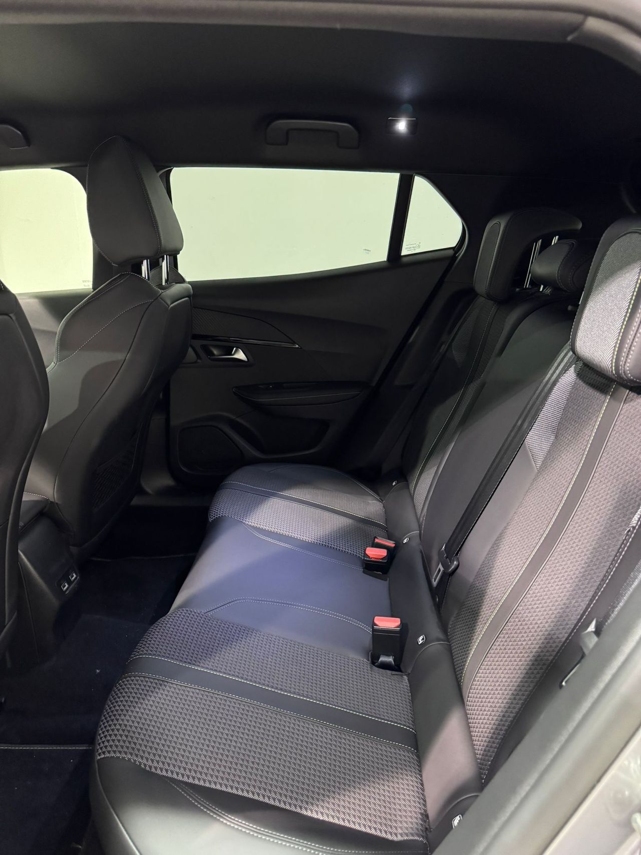 Peugeot 2008 GT Puretech 130 S&S BVM6 - foto 8