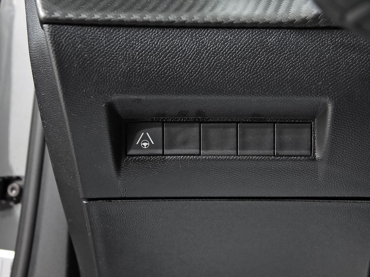 Peugeot 2008 GT Puretech 130 S&S EAT8 - foto 14