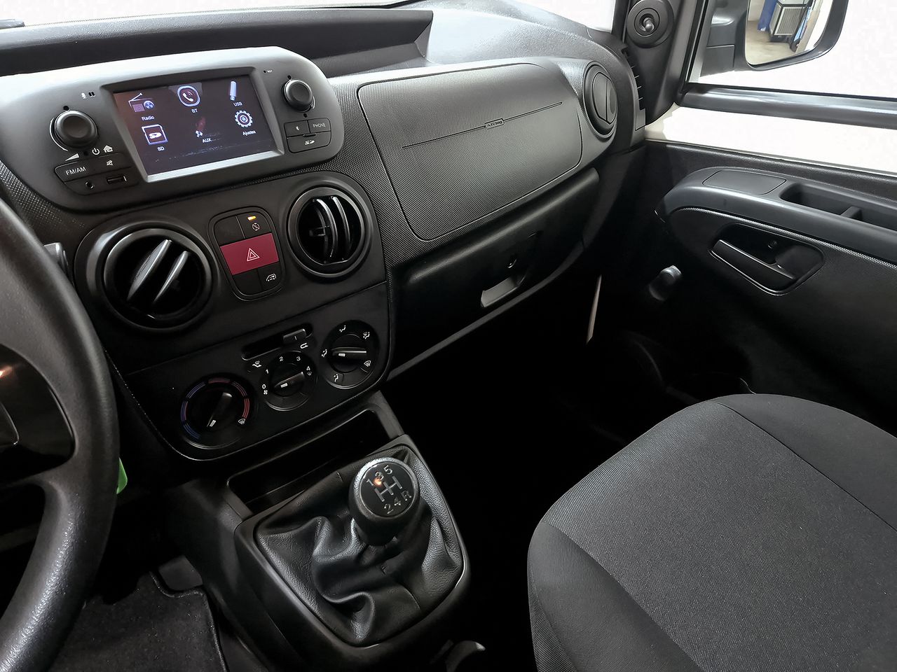 Fiat Fiorino CARGO 1.3 MULTIJET 80 SX 4P - foto 25